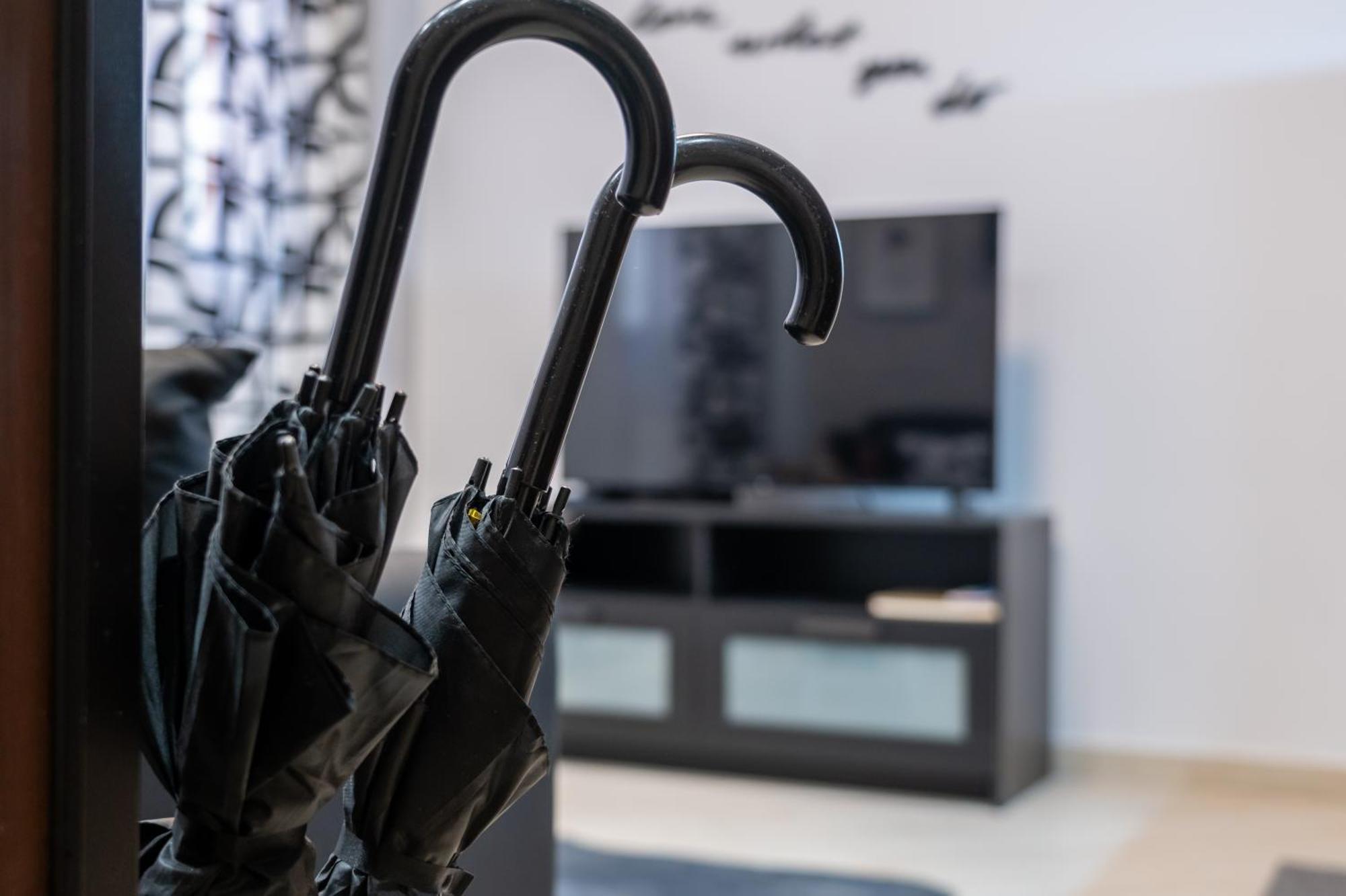 Crystal With Free Private Parking Apartment *